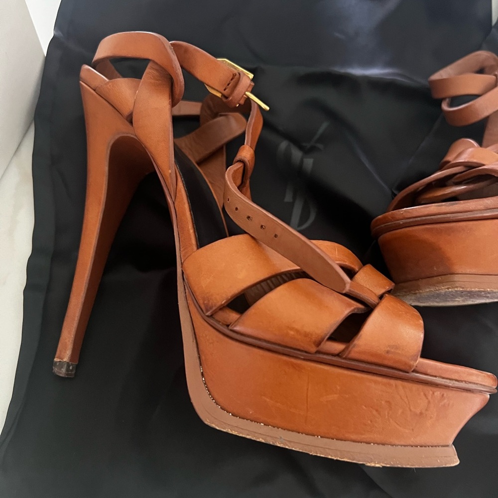 Ysl tribute platform